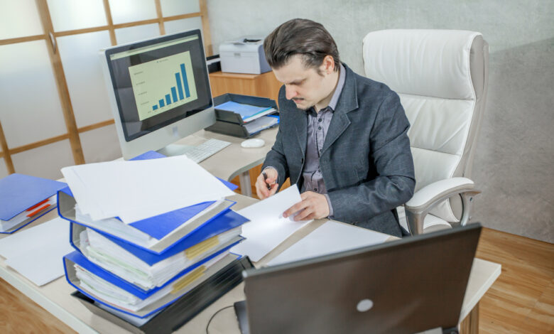 How Accounting Outsourcing Services Help UK Businesses Stay HMRC-Compliant